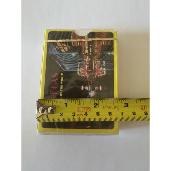 Las Vegas VTG Poker Size Playing Cards SEALED Deck Collectible Gambling Games - Picture 10 of 10